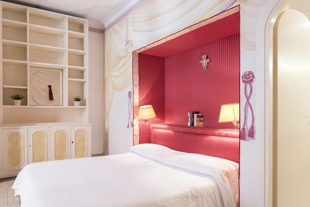 Piazza Colonna - Charme Holidays Apartamento Roma